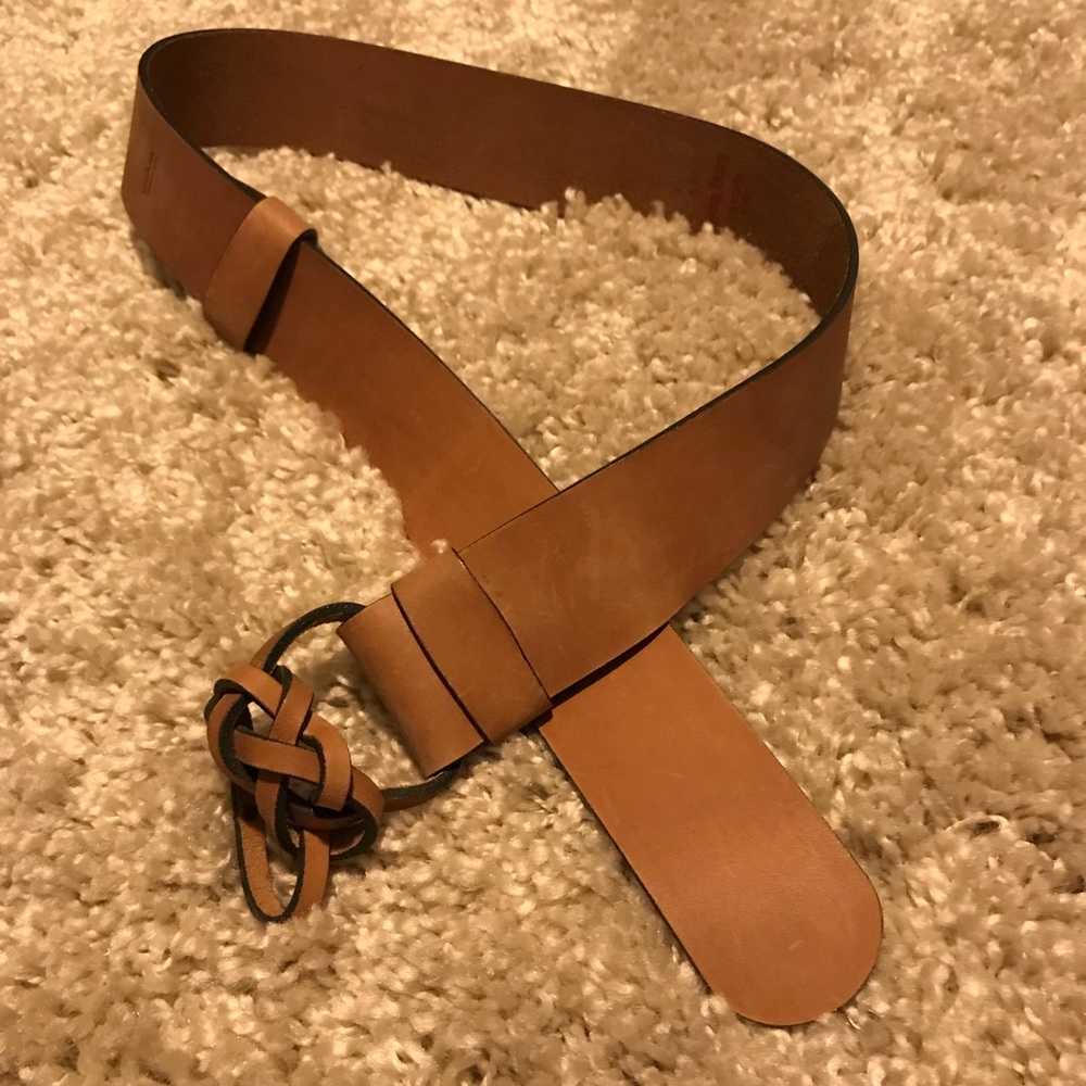 Lucky Brand 2” natural leather belt XS/S
